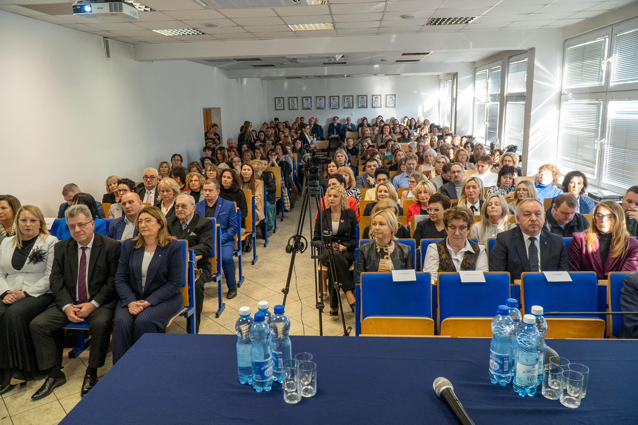 Przemoc wobec dzieci i standardy ochrony małoletnich. Prawo a praktyka — 4